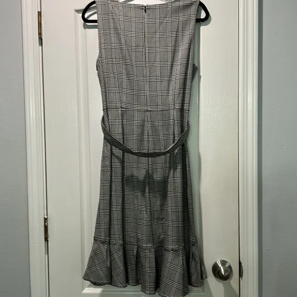 Calvin Klein Dress - Picture 4 of 5